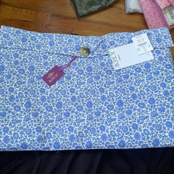 NWT J. Crew Liberty Limited Edition Tablecloth - Blue - Picture 4 of 4